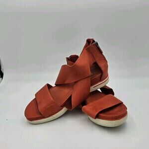 Eileen Fisher Leather Platform Sandals Rust Red Criss Cross Straps Zip 7.5 Women